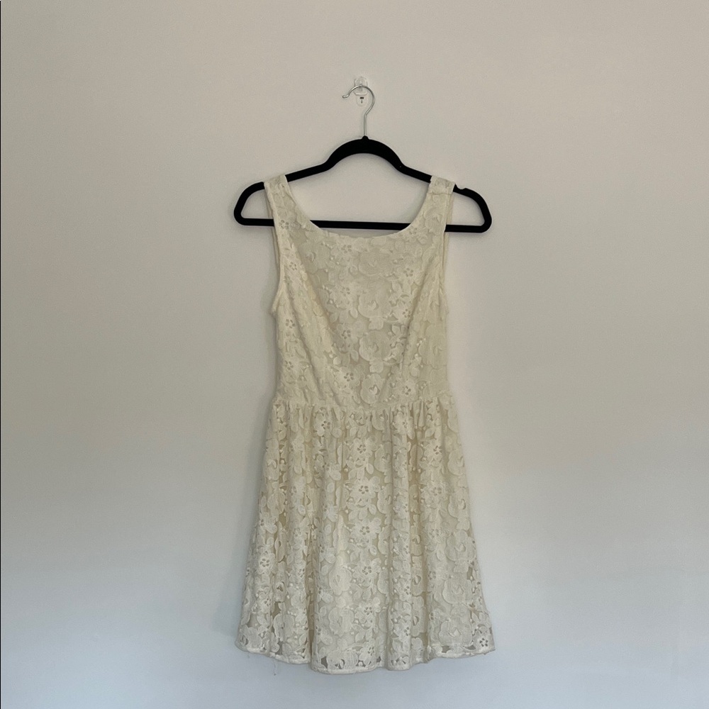 ark & co cream lace mini dress with low back, size small